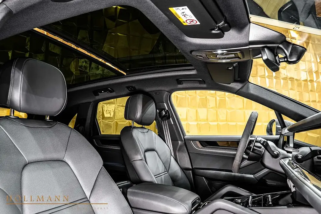 Porsche Cayenne - Thumbnail 13