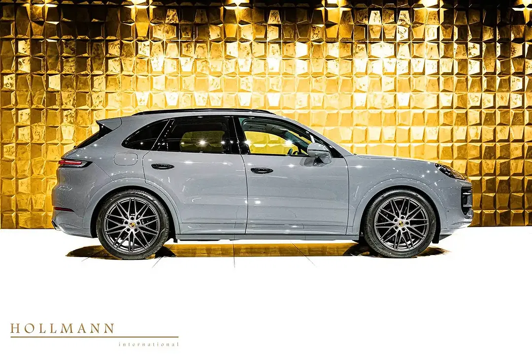 Porsche Cayenne - Thumbnail 6