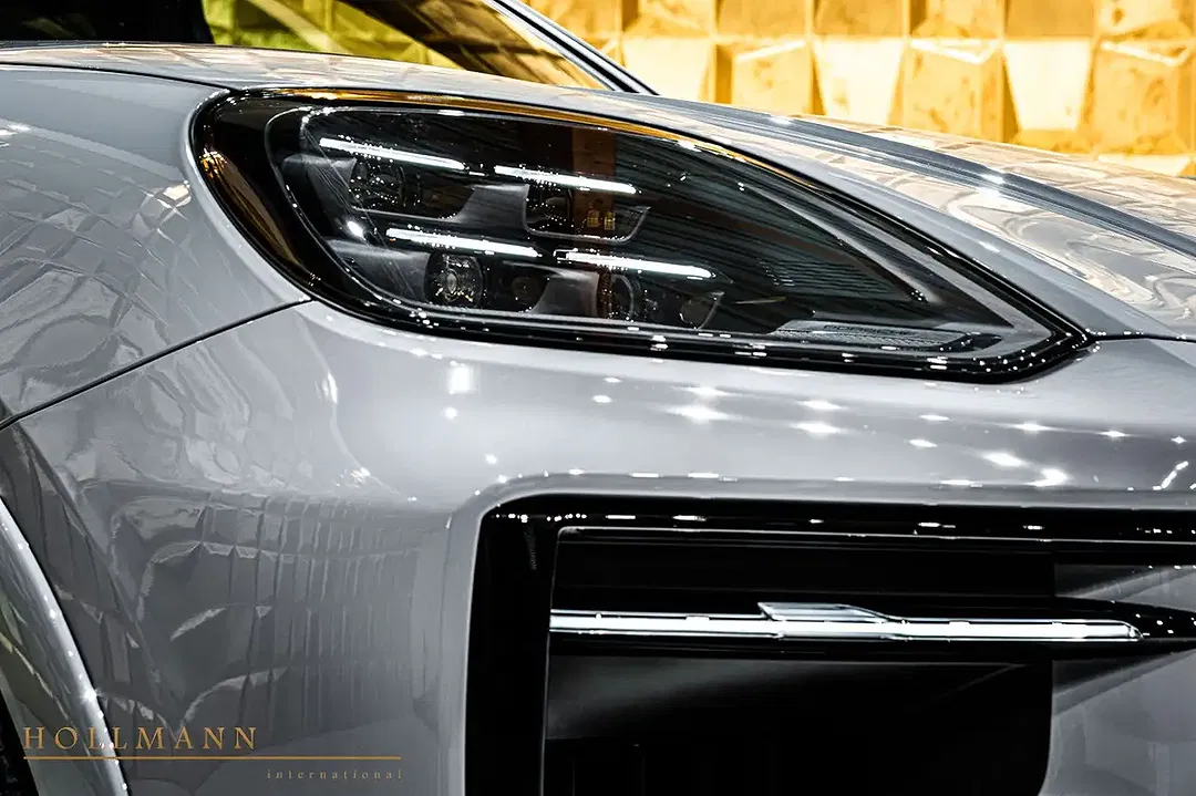 Porsche Cayenne - Thumbnail 8