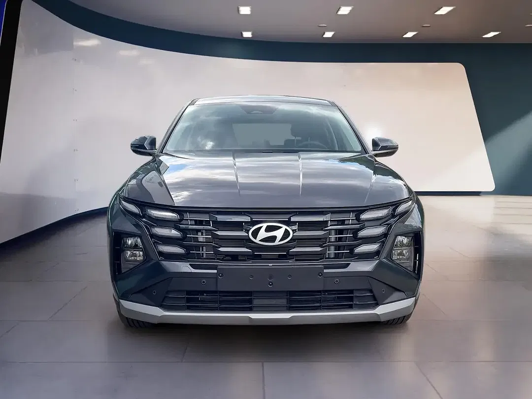Hyundai TUCSON - Thumbnail 2