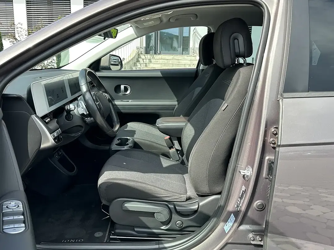 Hyundai IONIQ 5 - Thumbnail 13