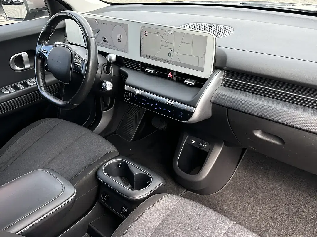 Hyundai IONIQ 5 - Thumbnail 9