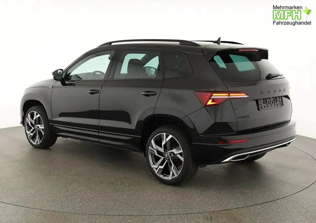 Skoda Karoq - Thumbnail 3