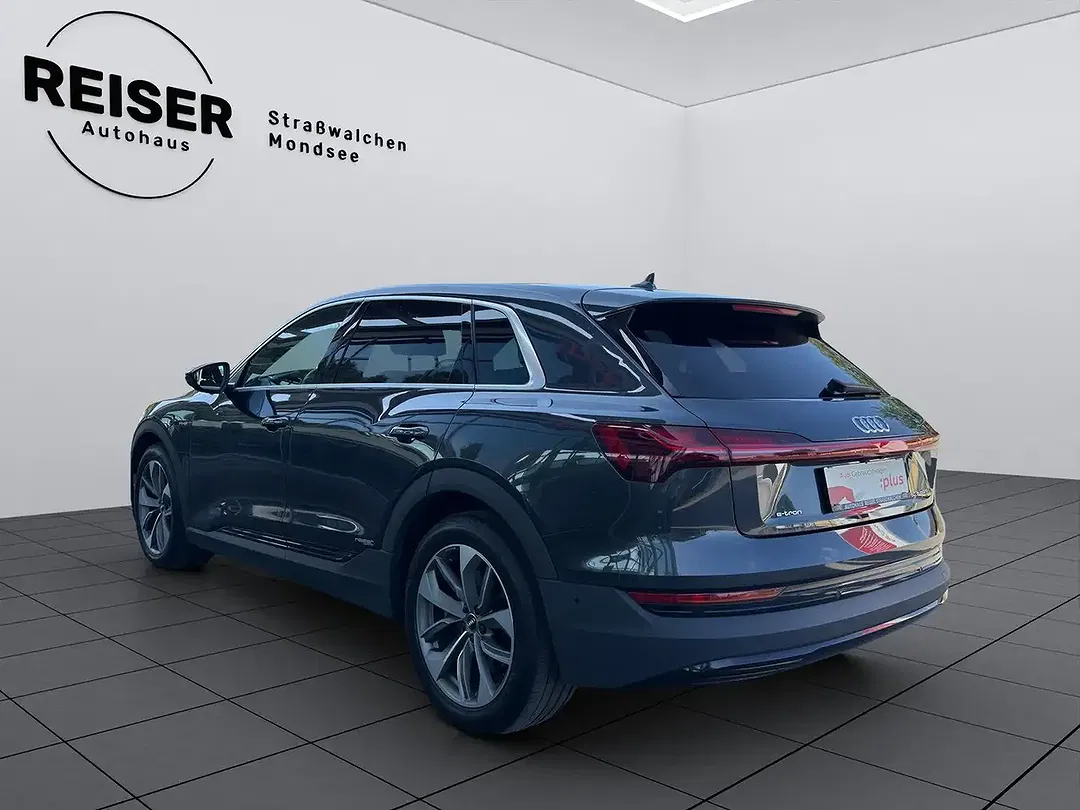 Audi e-tron - Thumbnail 5