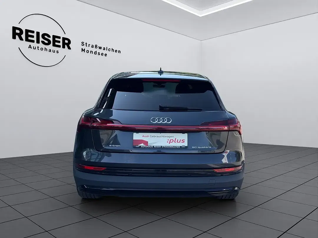 Audi e-tron - Thumbnail 6