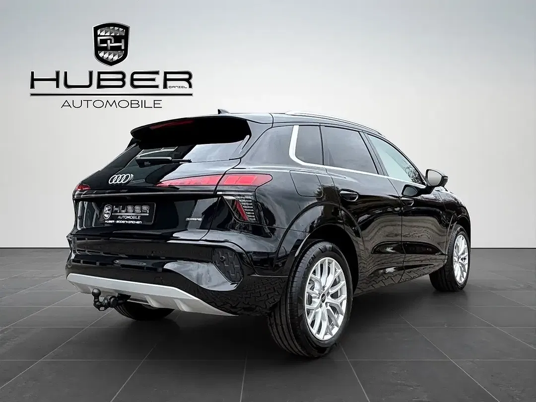 Audi Q3 - Thumbnail 5