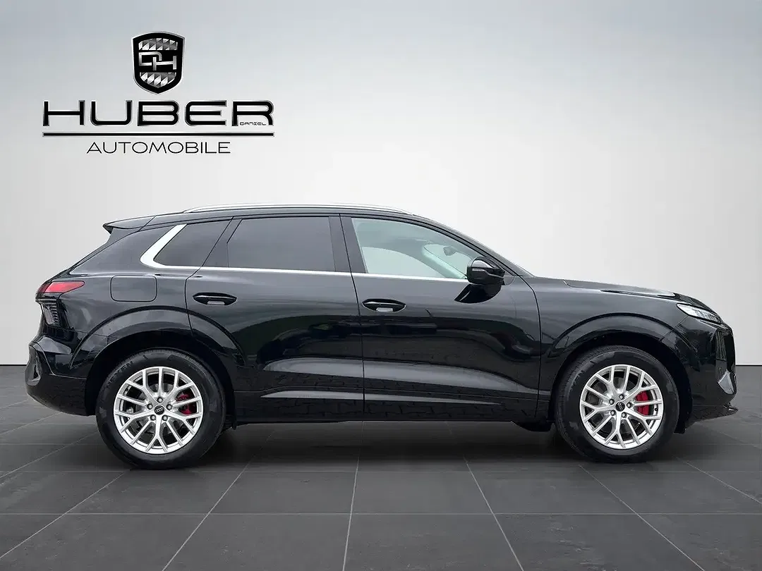 Audi Q3 - Thumbnail 6