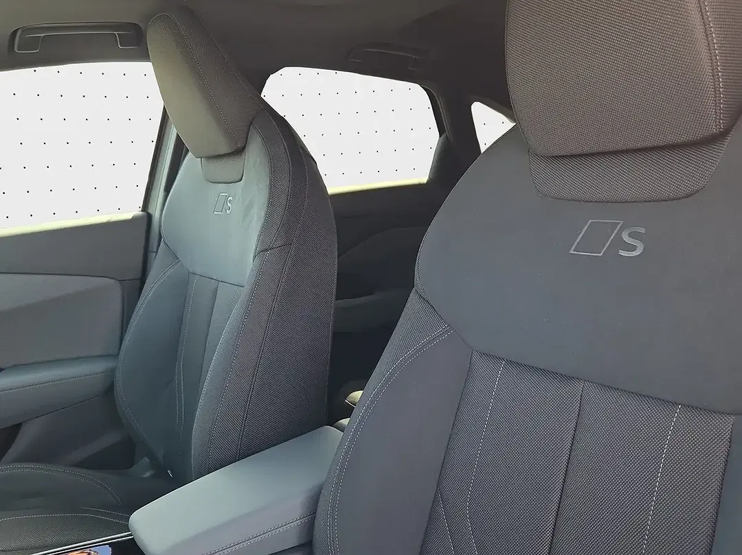 Audi Q3 - Thumbnail 9