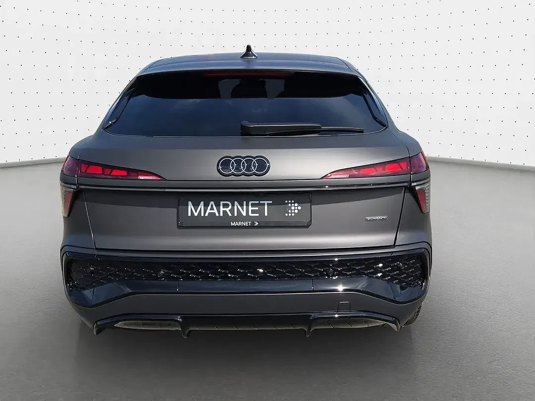 Audi Q3 - Thumbnail 11