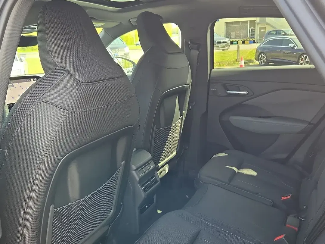 Audi Q3 - Thumbnail 14