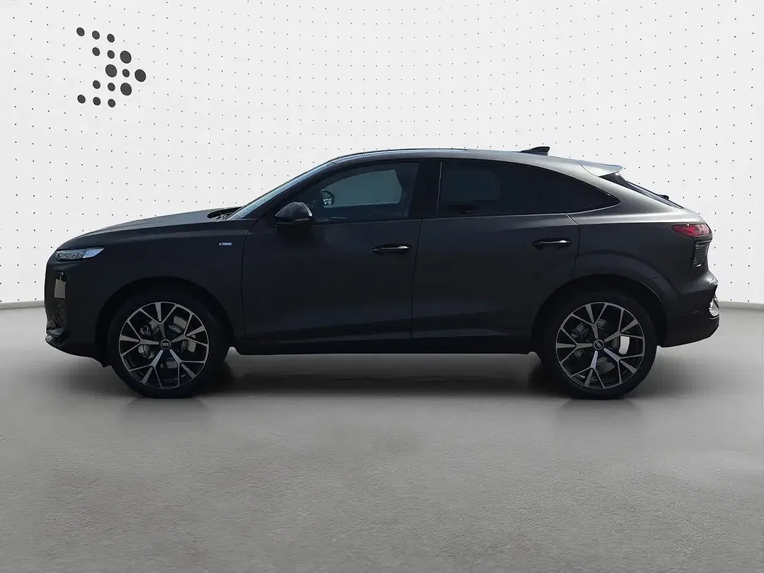Audi Q3 - Thumbnail 2