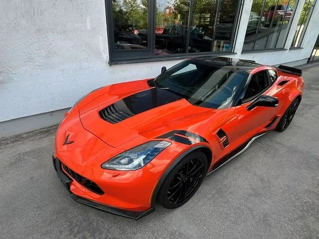 Corvette C7 - Thumbnail 2