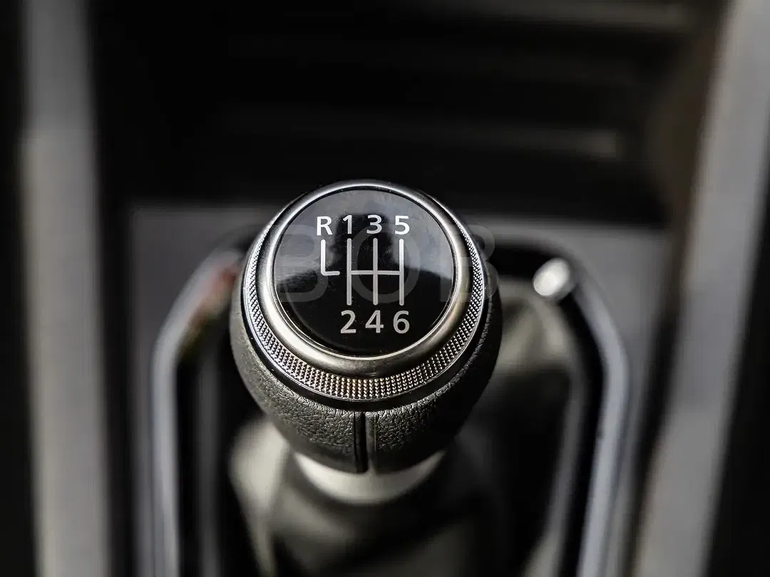 Renault Clio - Thumbnail 14