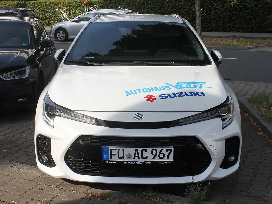 Suzuki Swace - Thumbnail 3