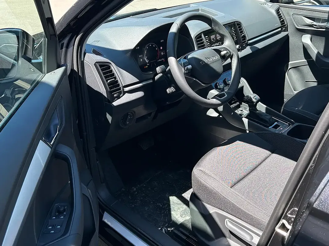 Skoda Karoq - Thumbnail 6