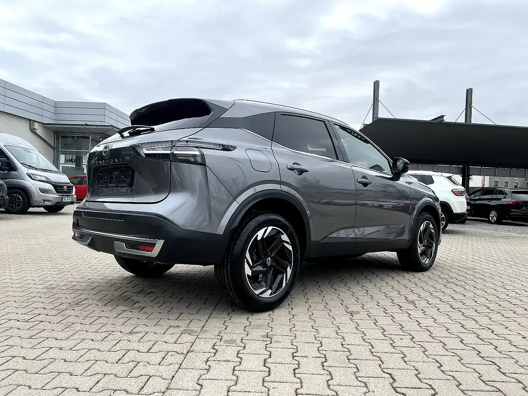 Nissan Qashqai - Thumbnail 4