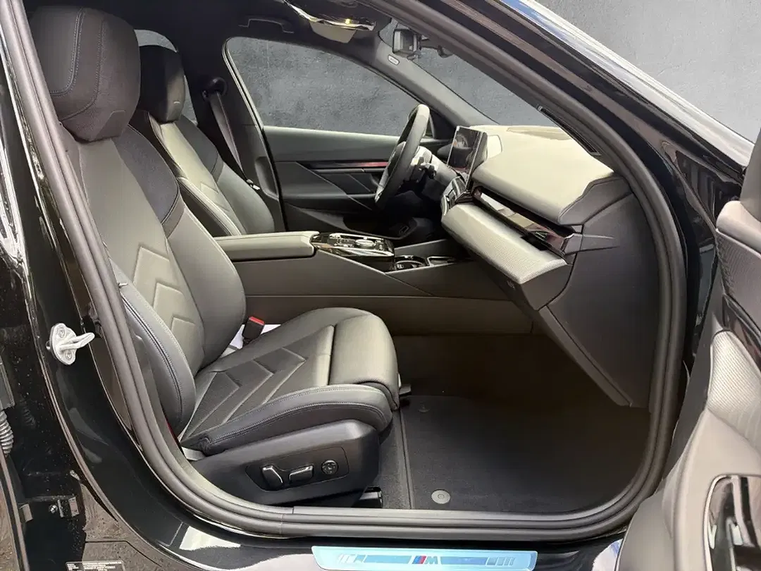 BMW 530 - Thumbnail 11