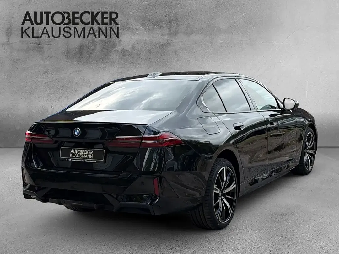 BMW 530 - Thumbnail 2