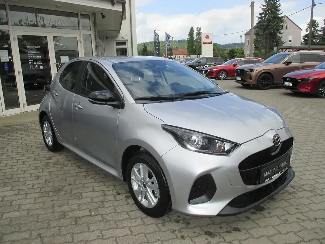 Mazda 2 - Thumbnail 1