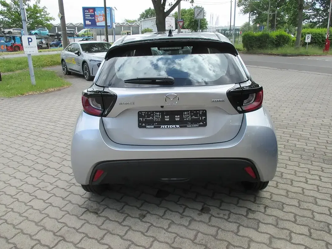 Mazda 2 - Thumbnail 6