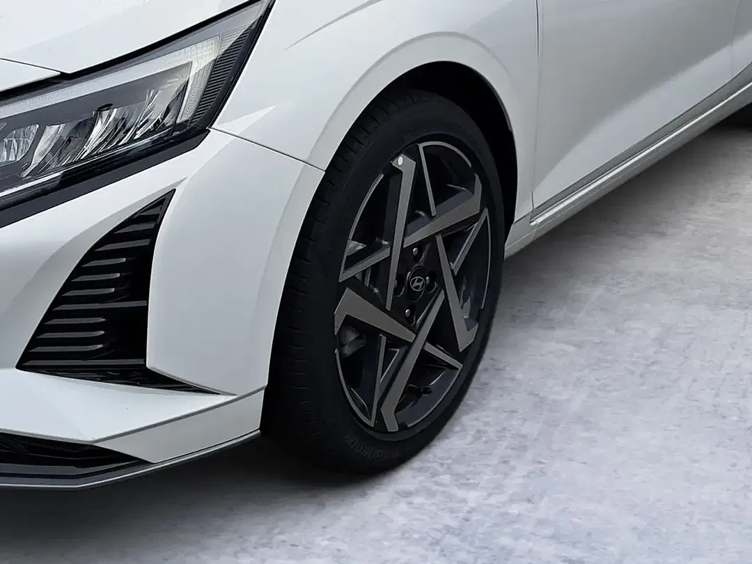 Hyundai i20 - Thumbnail 6