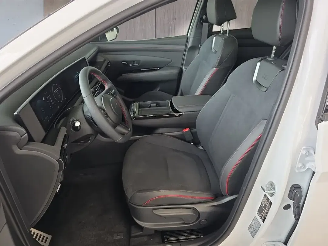 Hyundai TUCSON - Thumbnail 9
