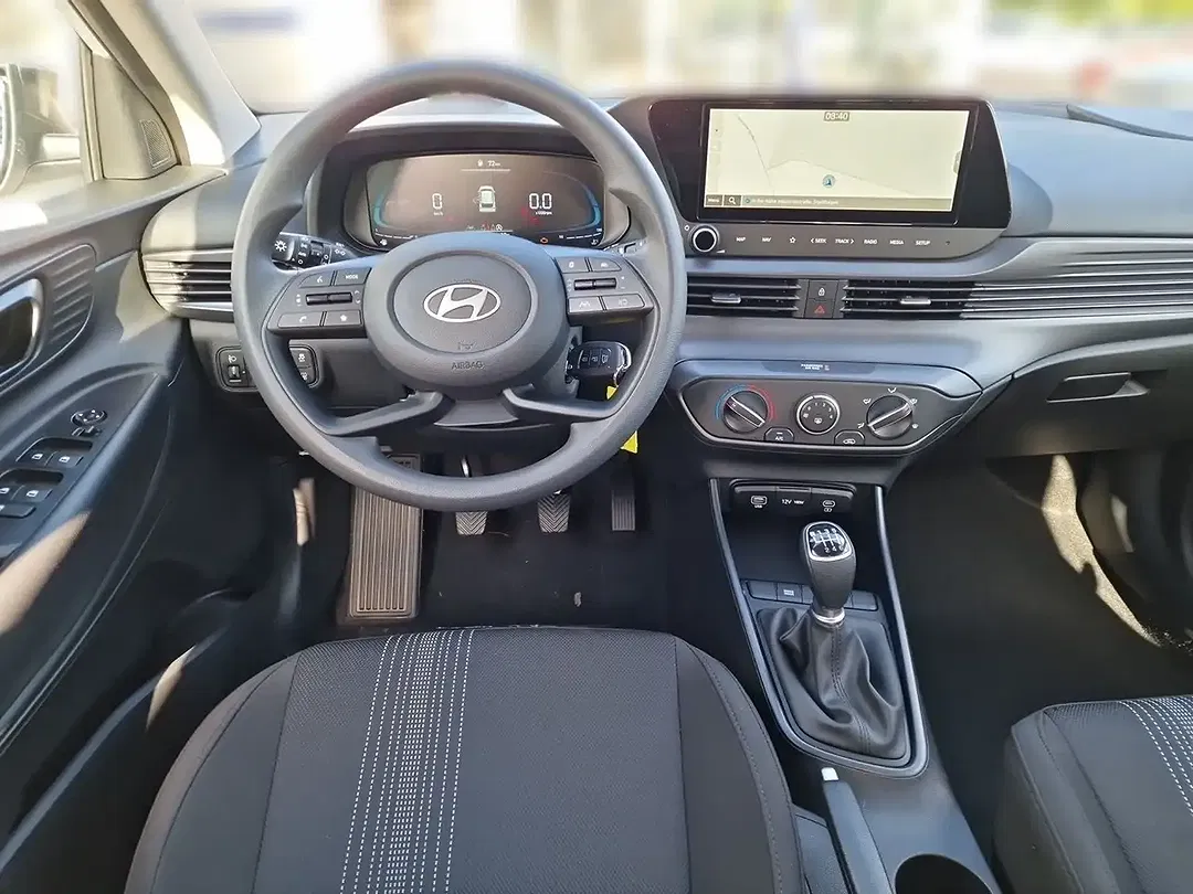 Hyundai i20 - Thumbnail 10