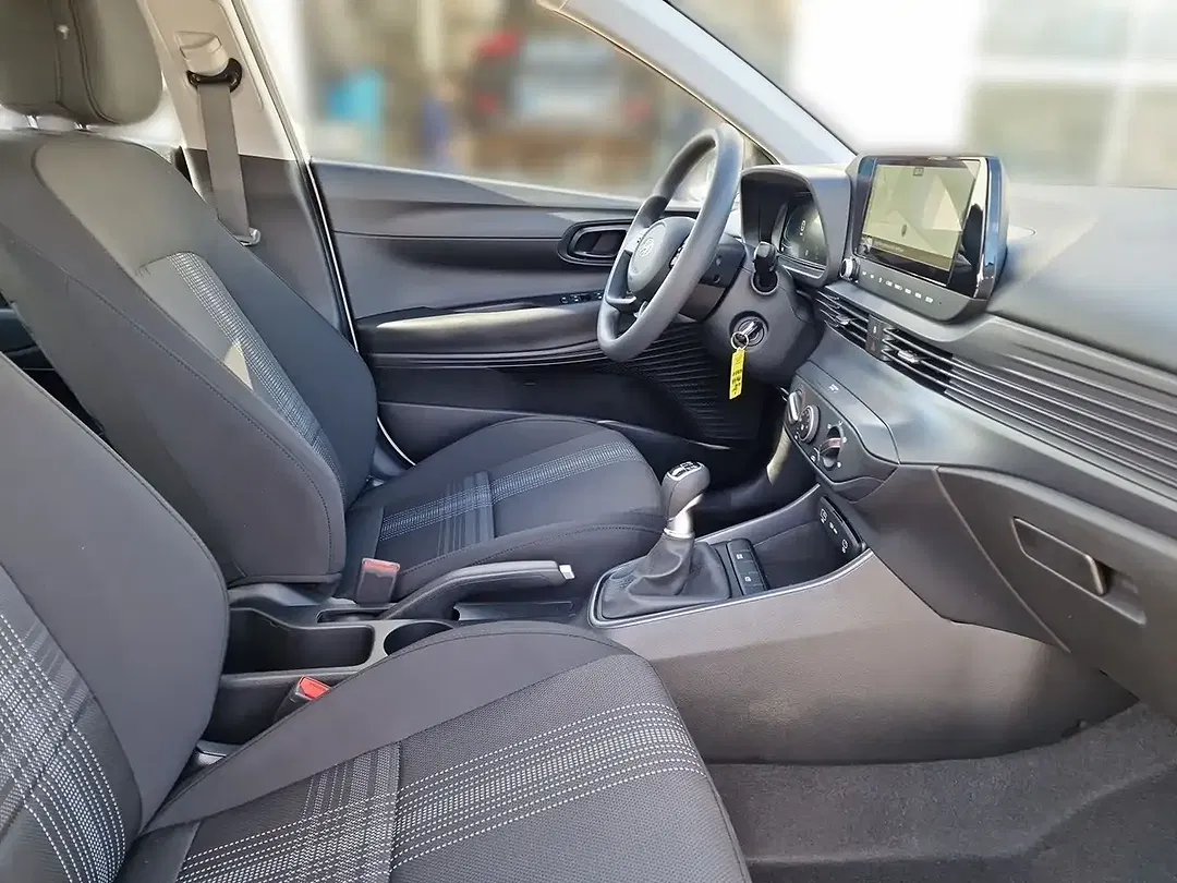 Hyundai i20 - Thumbnail 14