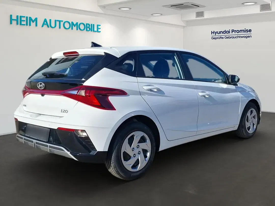 Hyundai i20 - Thumbnail 3
