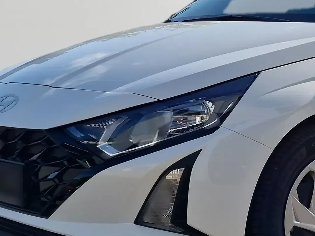 Hyundai i20 - Thumbnail 5