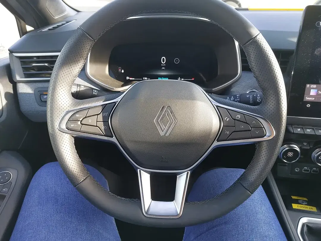 Renault Clio - Thumbnail 12