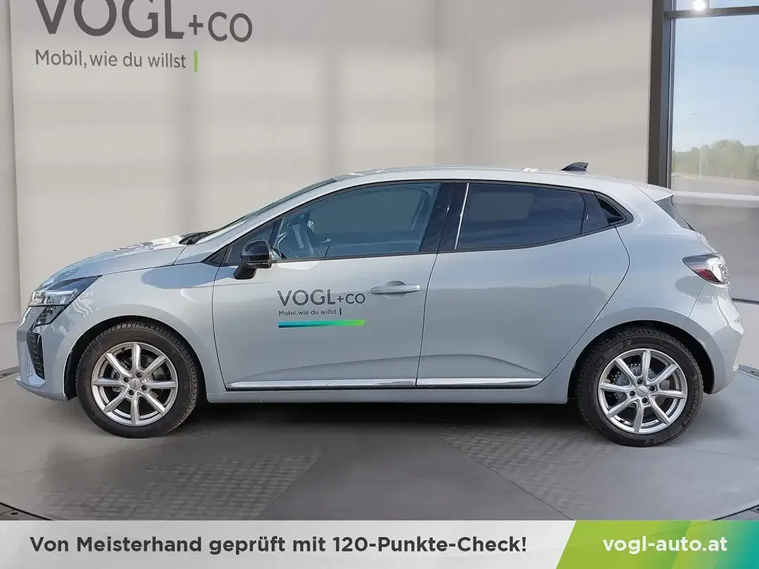Renault Clio - Thumbnail 2