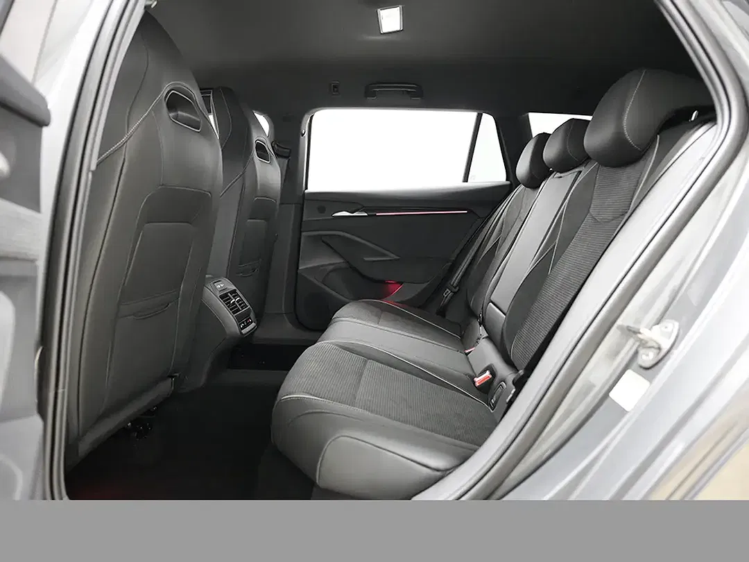 Skoda Superb - Thumbnail 14