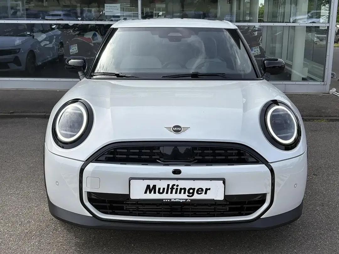 MINI Cooper - Thumbnail 3