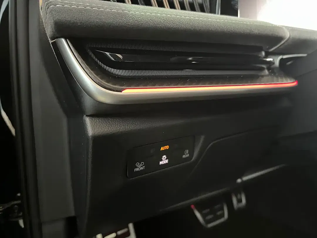 Skoda Superb - Thumbnail 12