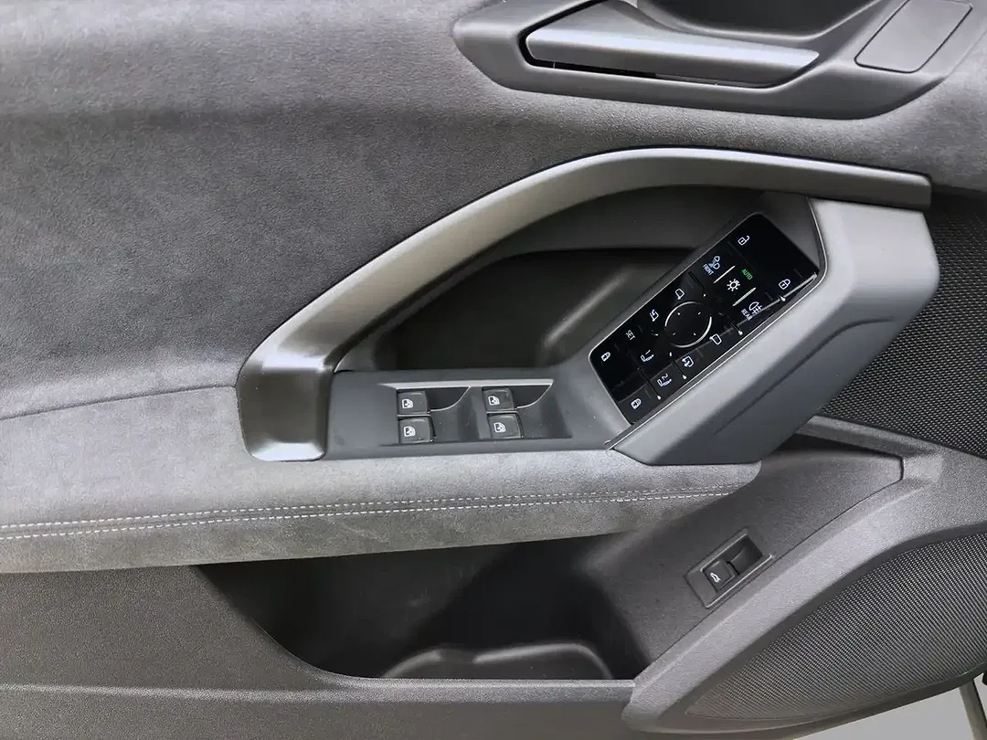 Audi SQ5 - Thumbnail 11
