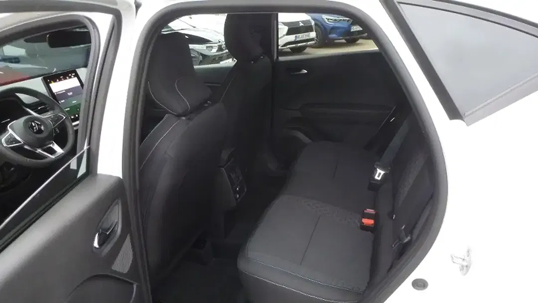 Mitsubishi ASX - Thumbnail 8