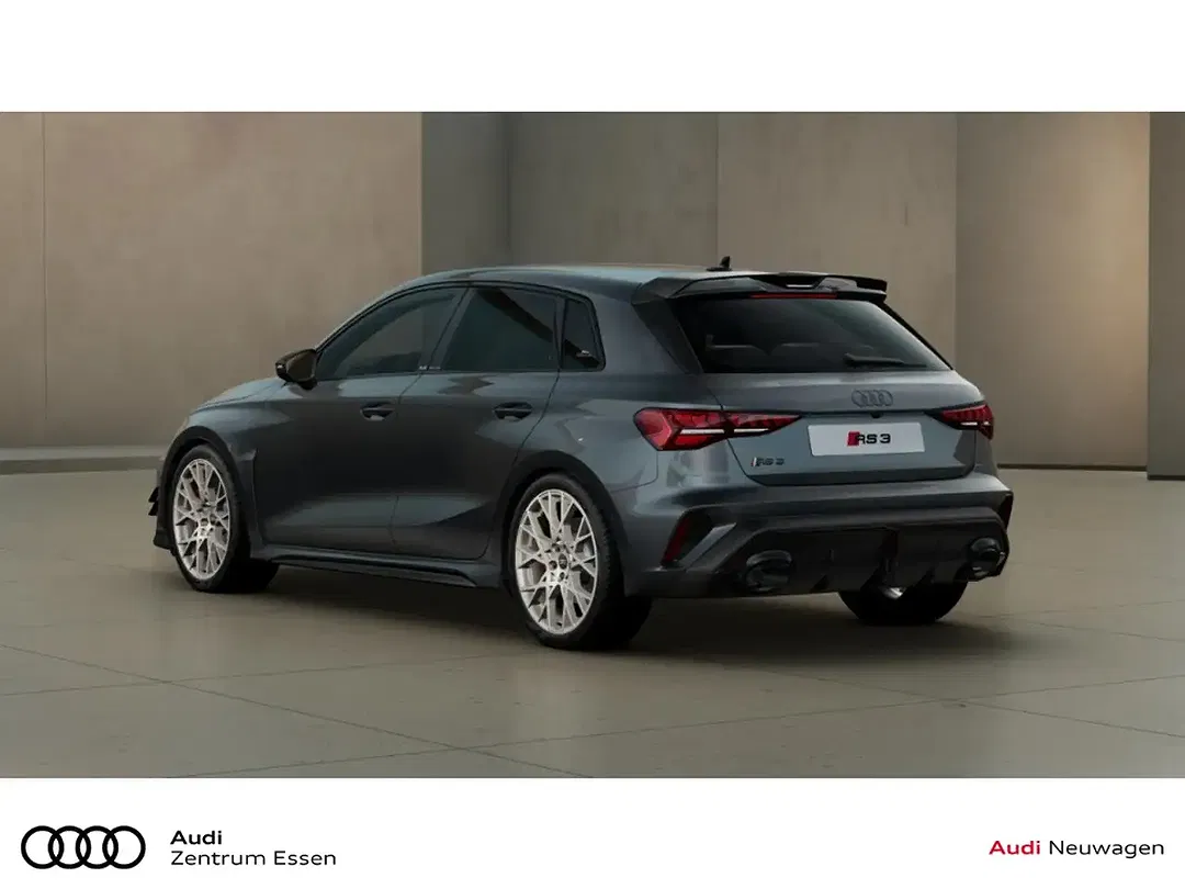 Audi RS3 - Thumbnail 2