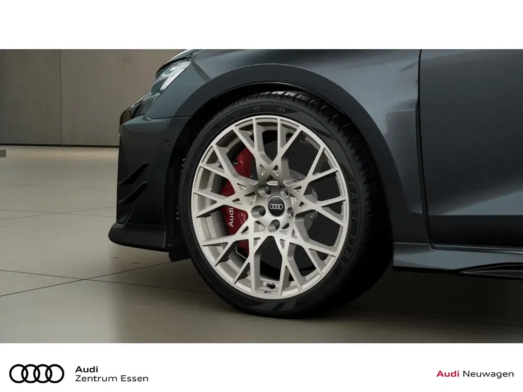 Audi RS3 - Thumbnail 5