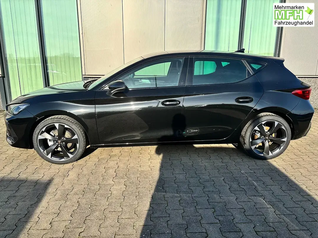 CUPRA Leon - Thumbnail 2
