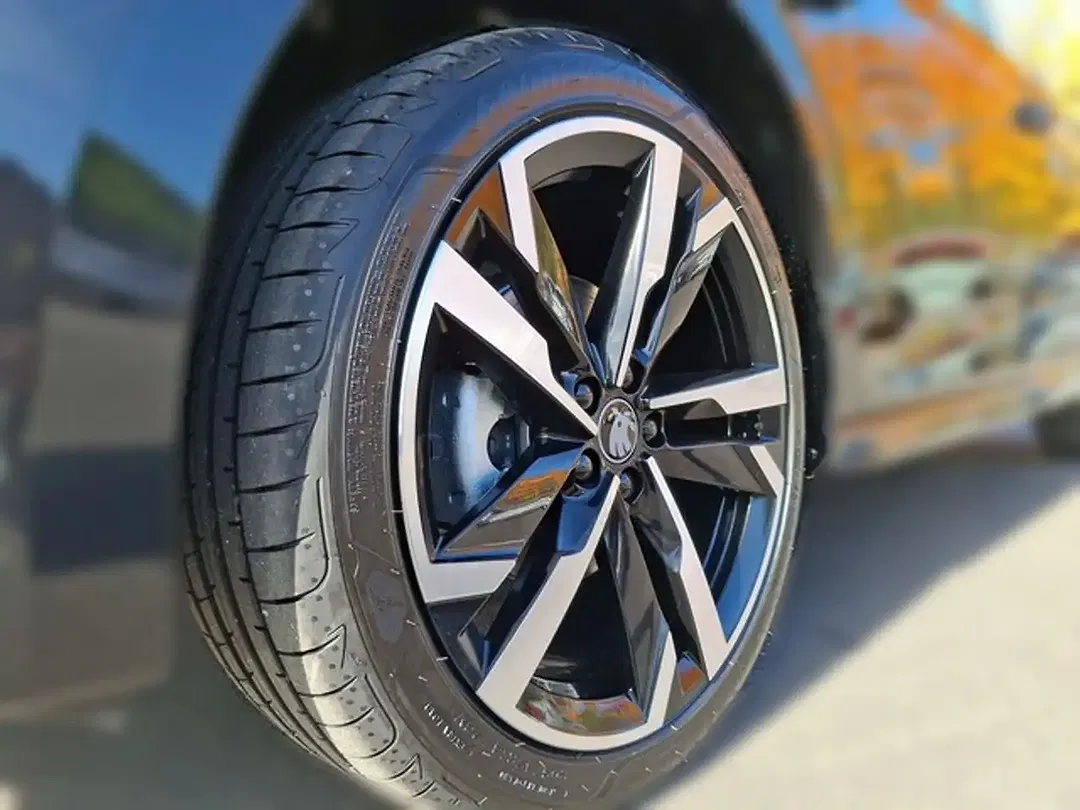 Skoda Scala - Thumbnail 8
