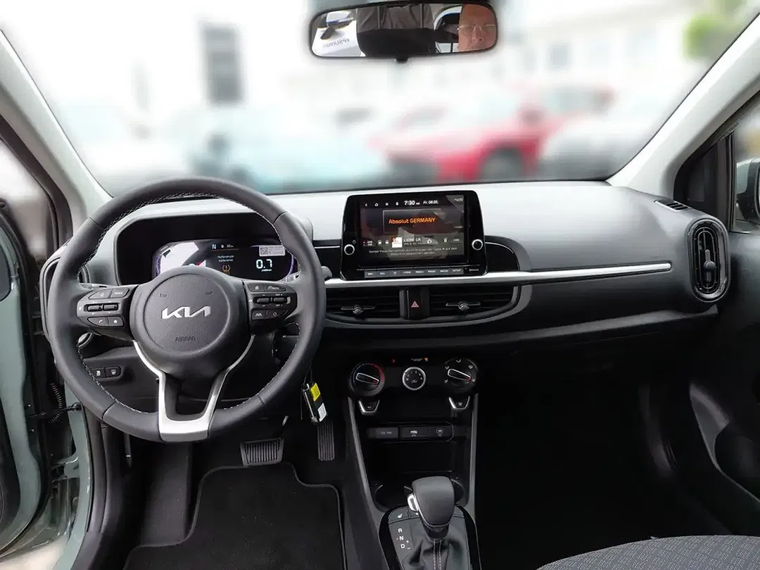 Kia Picanto - Thumbnail 12