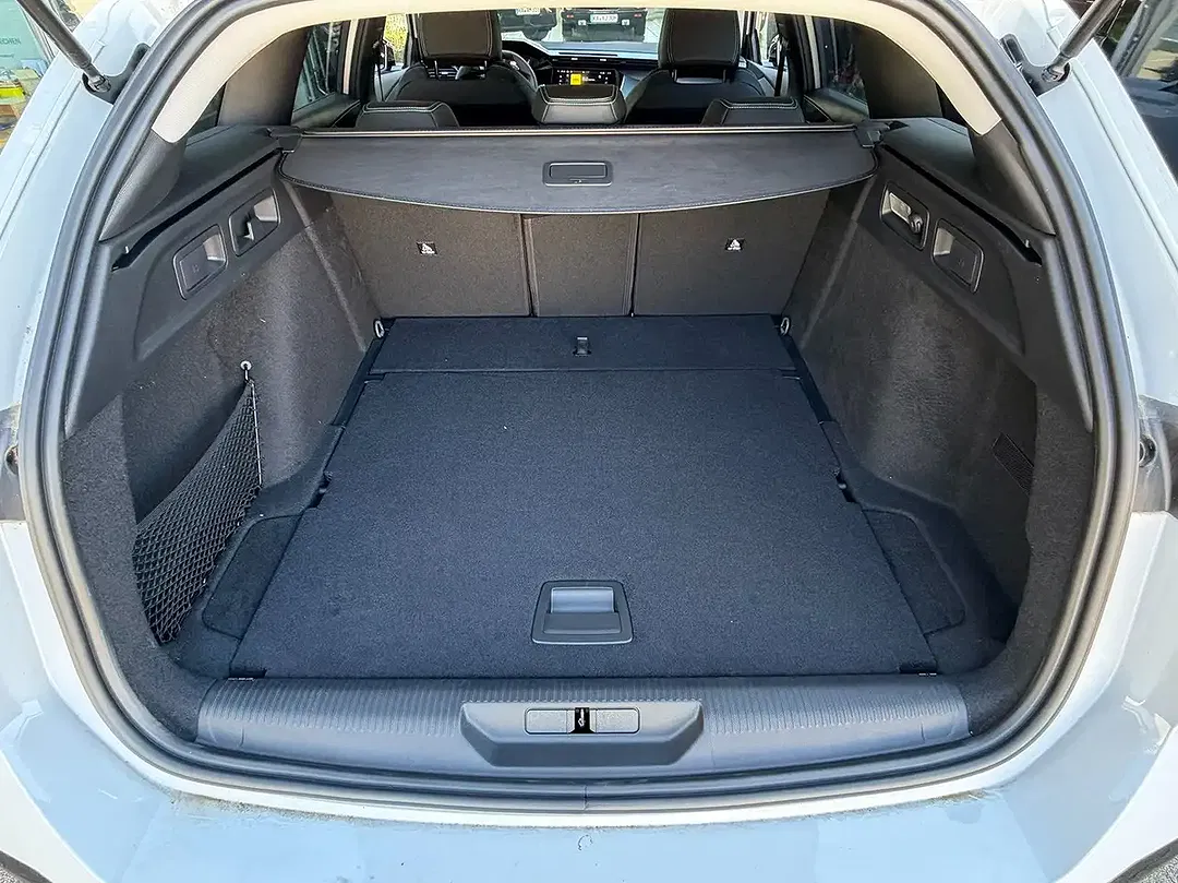 Peugeot 308 - Thumbnail 6