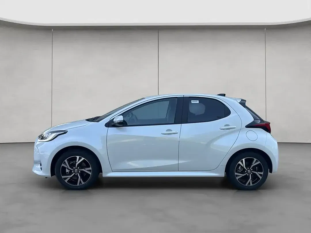Toyota Yaris - Thumbnail 2