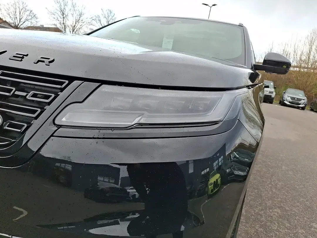 Land Rover Range Rover Velar - Thumbnail 11
