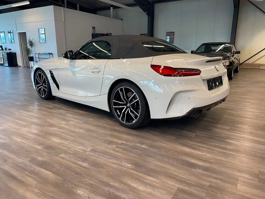 BMW Z4 - Thumbnail 7