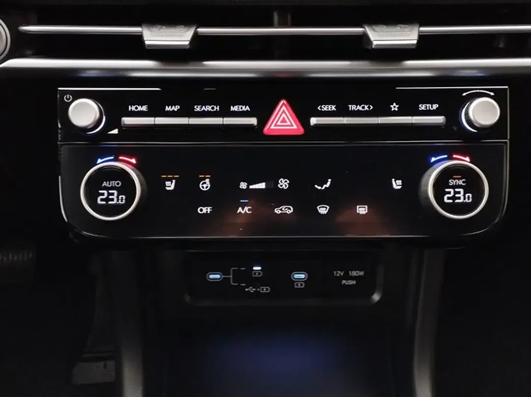 Hyundai TUCSON - Thumbnail 11