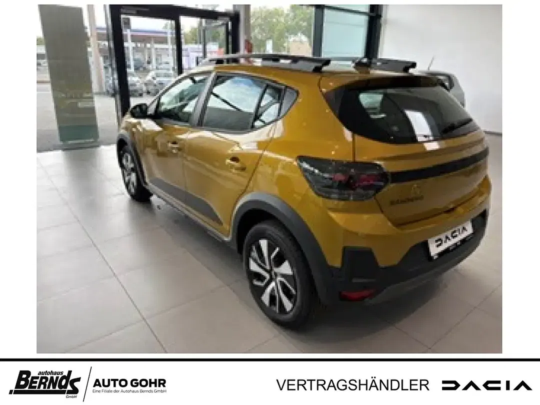 Dacia Sandero - Thumbnail 2