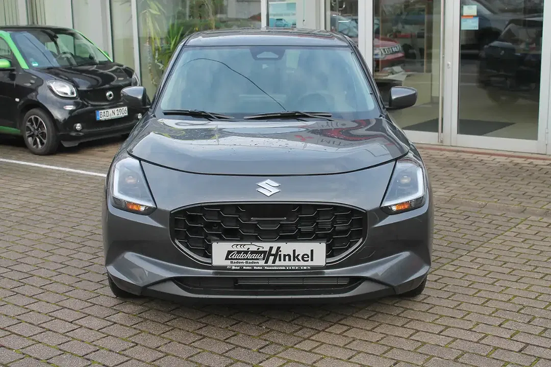 Suzuki Swift - Thumbnail 2