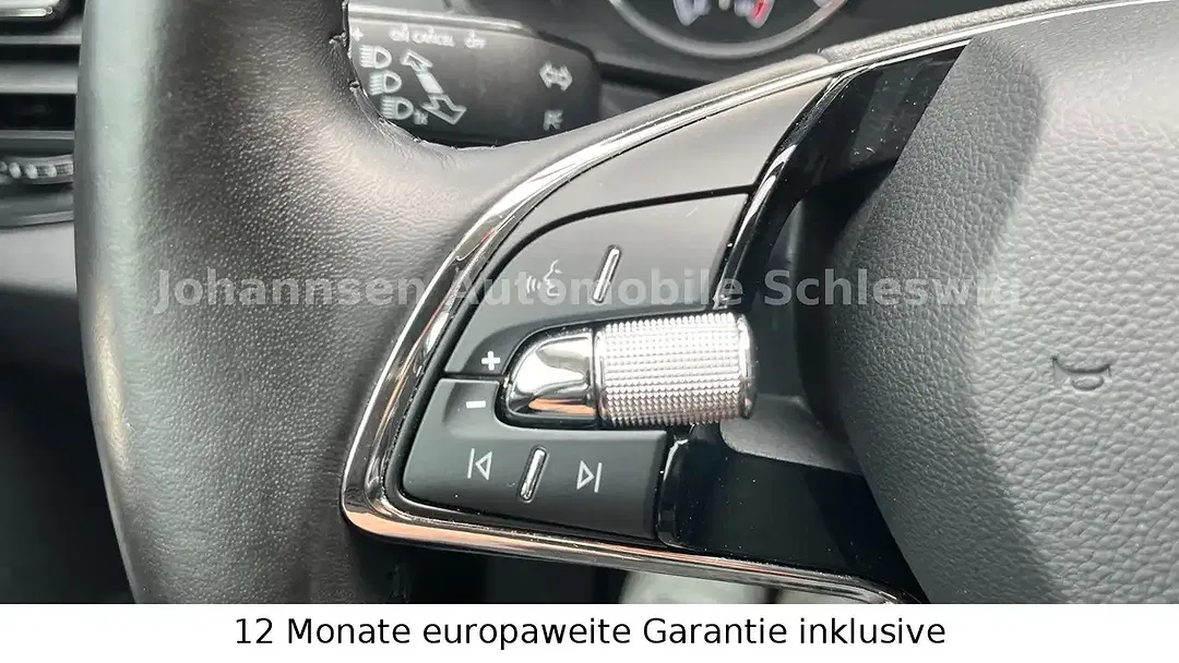 Skoda Karoq - Thumbnail 14